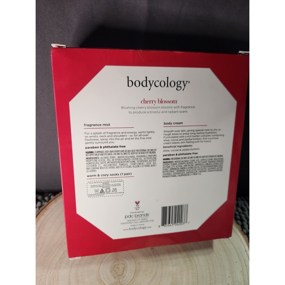 New BODYCOLOGY 3 Piece Set ~ Cherry Blossom Body Cream & Fragrance + Socks - Picture 4 of 6